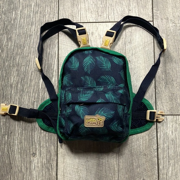 PETITE PISTACHE SMALL DOG BACKPACK HARNESS - Picture 2 of 10